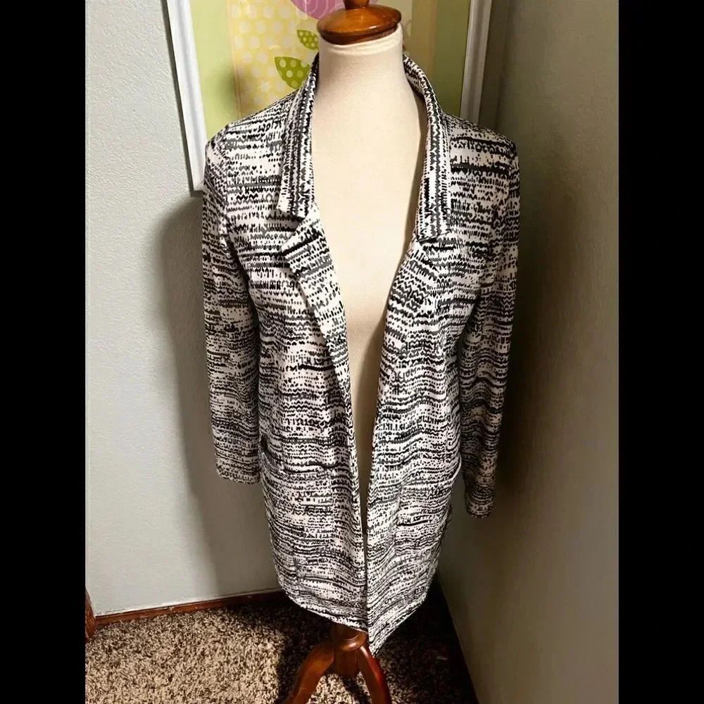 NWOT LuLaRoe Long Open Cardigan, 2 Front Pockets Size XS #C61